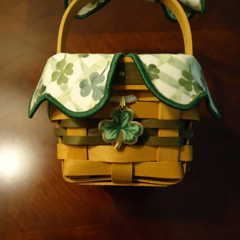 Longaberger Lots of Luck Basket w/ Boyds Bears LIAM Bear